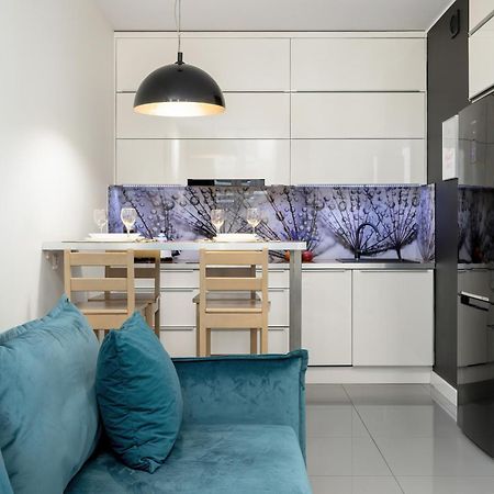 Apartment Rakowska Warsaw Wlochy By Noclegi Renters Dış mekan fotoğraf